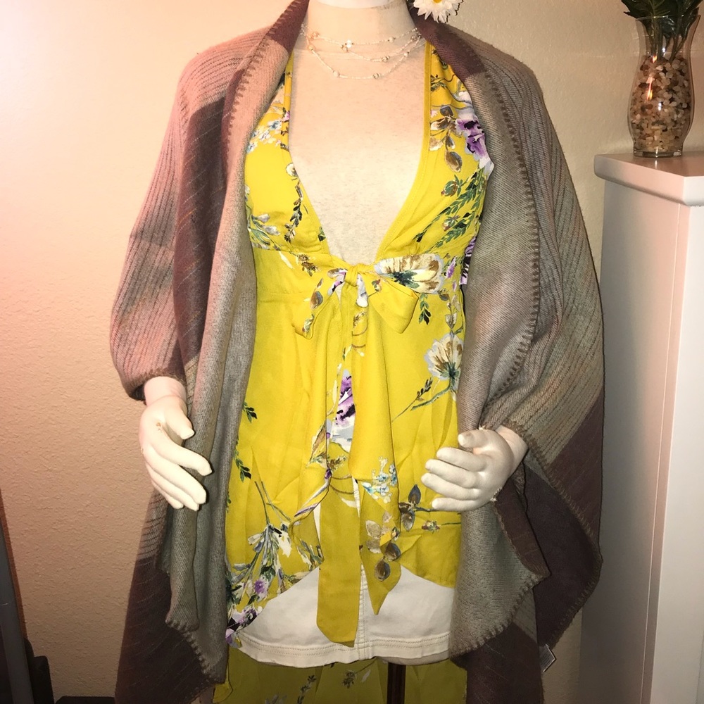 Boutique Yellow Floral Hi Low Duster Maxi Top Dress - Picture 3 of 9